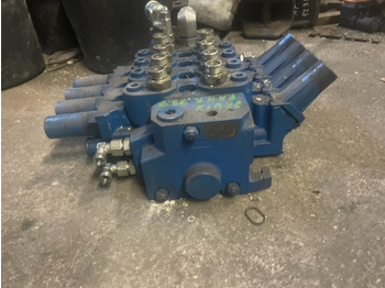 Hydraulica voor Vrachtwagen Rozdzielacz rexroth ASX01 deutz fahr Agrovector: afbeelding 5