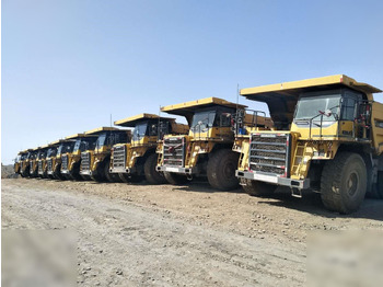 Zelfrijdende kiepwagen KOMATSU HD465