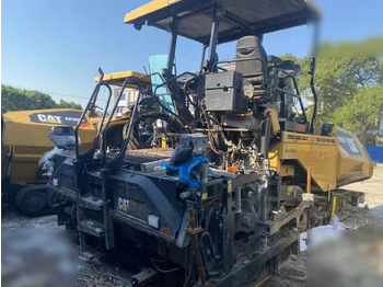 Asfaltafwerkmachine CATERPILLAR AP655F