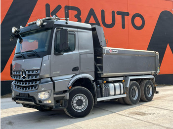 Kipper vrachtwagen MERCEDES-BENZ Arocs 2658
