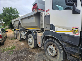 Kipper vrachtwagen RENAULT C