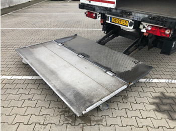 Gesloten oplegger Schmitz Cargobull SCB S3B / Box Trailer / Loadlift 2000 kg / APK TUV 12-26: afbeelding 5