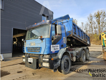 Kipper vrachtwagen IVECO