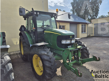 Tractor JOHN DEERE 5820