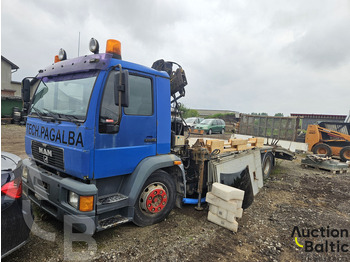 Bergingsvoertuig MAN 14.224