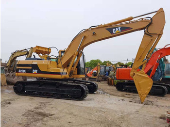 Rupsgraafmachine CATERPILLAR 320B