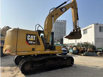 Rupsgraafmachine CATERPILLAR 320GC