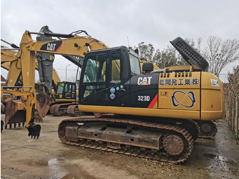Rupsgraafmachine CATERPILLAR 323D