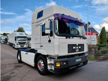 Trekker MAN 19.463 F2000 460 HP MANUAL ZF GEARBOX PERFECT CONDITION: afbeelding 3 Trekker MAN 19.463 F2000 460 HP MANUAL ZF GEARBOX PERFECT CONDITION: afbeelding 3