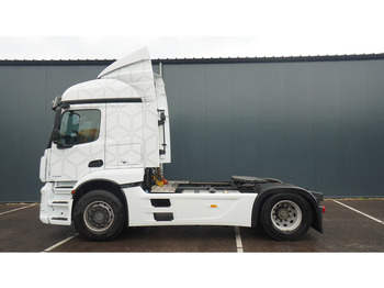 Trekker MERCEDES-BENZ Actros 1936