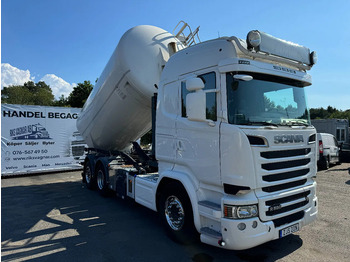 Tankwagen SCANIA R 580