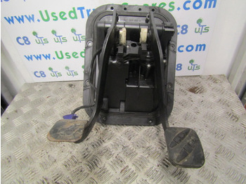 Cabine en interieur RENAULT Midlum