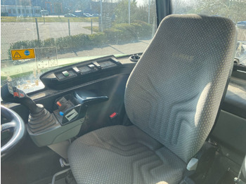 Lader CLAAS SCORPION 7050: afbeelding 4