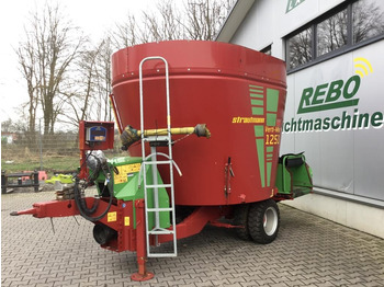 Voermengwagen STRAUTMANN