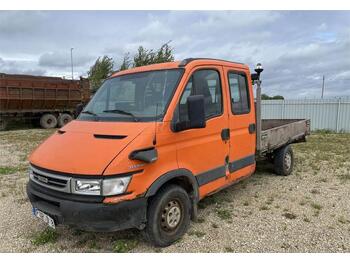 Bestelwagen open laadbak, Bestelwagen met dubbele cabine Iveco Daily 2.3: afbeelding 1