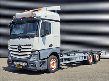 Containertransporter/ Wissellaadbak vrachtwagen MERCEDES-BENZ Actros 2640