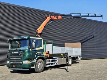 Vrachtwagen met open laadbak SCANIA P 320