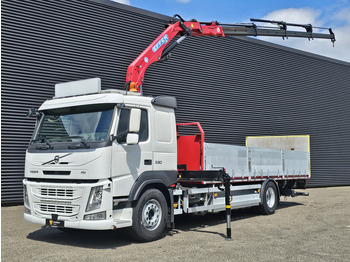 Vrachtwagen met open laadbak VOLVO FM 330