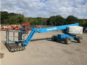 Telescoophoogwerker GENIE S45