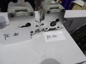 Hydraulische pomp KOMATSU
