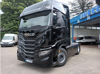 Trekker IVECO S-WAY
