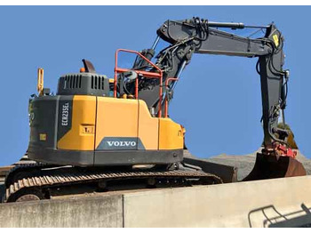Graafmachine VOLVO ECR235