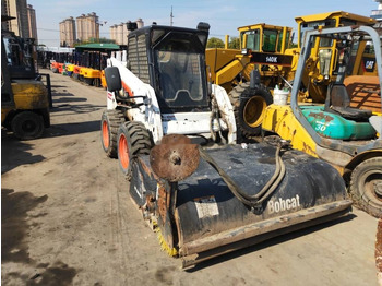 Schranklader BOBCAT S160