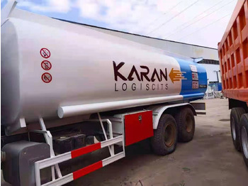 Tankwagen Sinotruk HOWO 24 cubic tank truck: afbeelding 4