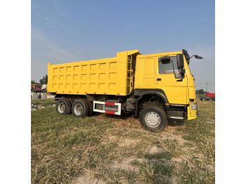 Kipper vrachtwagen SINOTRUK HOWO