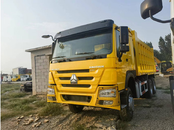 Kipper vrachtwagen SINOTRUK HOWO