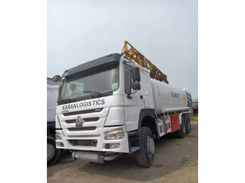Vacuümwagen SINOTRUK