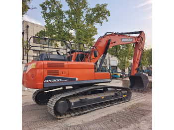 Rupsgraafmachine DOOSAN DX300LC-9C