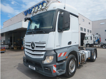 Trekker MERCEDES-BENZ Actros 1845