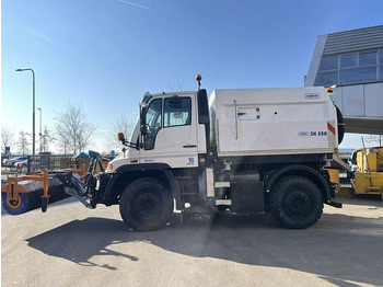 Veegwagen Mercedes-Benz Unimog U400 U400 4 x 2 / Schmidt SK350 sweeper: afbeelding 2 Veegwagen Mercedes-Benz Unimog U400 U400 4 x 2 / Schmidt SK350 sweeper: afbeelding 2