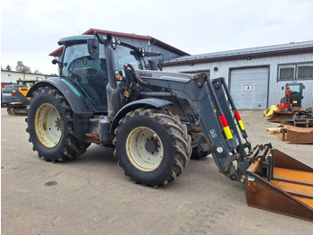 Tractor Valtra N174 VERSU ETUKUORMAAJALLA: afbeelding 5