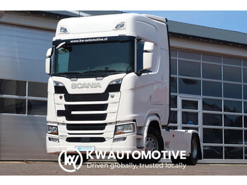 Trekker SCANIA S 450