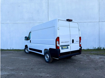 Nieuw Kleine bestelwagen Peugeot Boxer Boxer L2H2 | Leasing: afbeelding 5