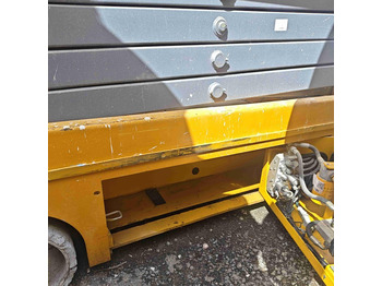 Schaarlift XCMG XG1412HD 14m used scissor lift self-propelled work table: afbeelding 5 Schaarlift XCMG XG1412HD 14m used scissor lift self-propelled work table: afbeelding 5