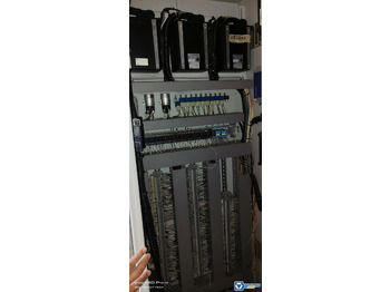 Rupskraan XCMG XGC28000 used 2000ton large tons crawler crane price: afbeelding 5 Rupskraan XCMG XGC28000 used 2000ton large tons crawler crane price: afbeelding 5