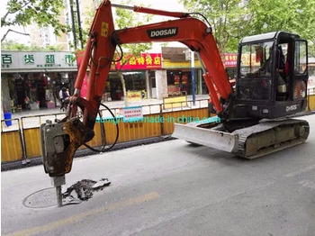 Rupsgraafmachine DOOSAN DH55