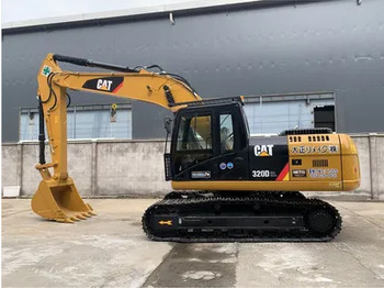 Rupsgraafmachine CATERPILLAR 320D2