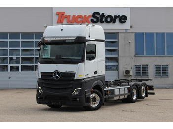 Containertransporter/ Wissellaadbak vrachtwagen MERCEDES-BENZ Actros