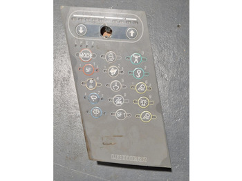 Cabine en interieur LIEBHERR