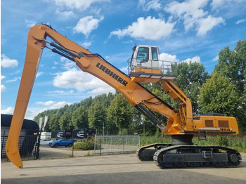 Overslagkraan LIEBHERR R 954