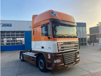 Trekker DAF XF 105.460 / 2x Tank / Euro 5 / ADR / BE-Truck / Full Spoilers: afbeelding 3