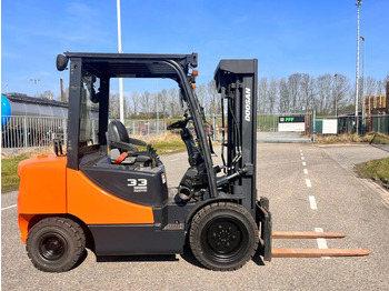Diesel heftruck DOOSAN