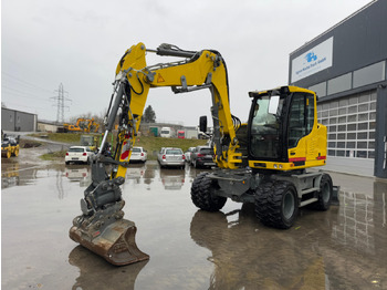 Mobiele graafmachine LIEBHERR