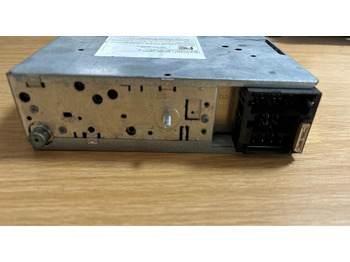 Cabine en interieur voor Vrachtwagen MAN CC24V BLAUPUNKT Radio 81.28101-6166: afbeelding 2 Cabine en interieur voor Vrachtwagen MAN CC24V BLAUPUNKT Radio 81.28101-6166: afbeelding 2