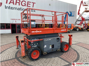 Leasing SkyJack SJ6832RT Diesel 4x4 Scissor 6832 Work Lift 1180cm  SkyJack SJ6832RT Diesel 4x4 Scissor 6832 Work Lift 1180cm: afbeelding 1