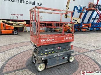 Schaarlift SKYJACK